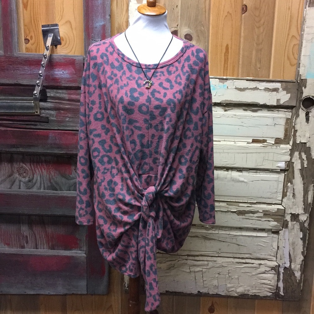 🏷SOLD- Animal Print Tie-Up Tunic Sweater